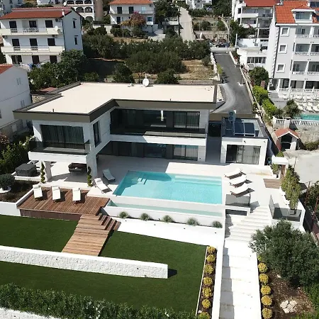 Malia Villa